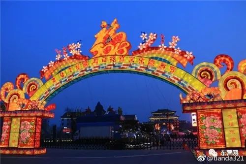 东营vs广饶夜景视频直播,我蹲了三个晚上,发现这两座城的夜完全不是一回事 东营vs广饶夜景视频直播,我蹲了三个晚上,发现这两座城的夜完全不是一回事